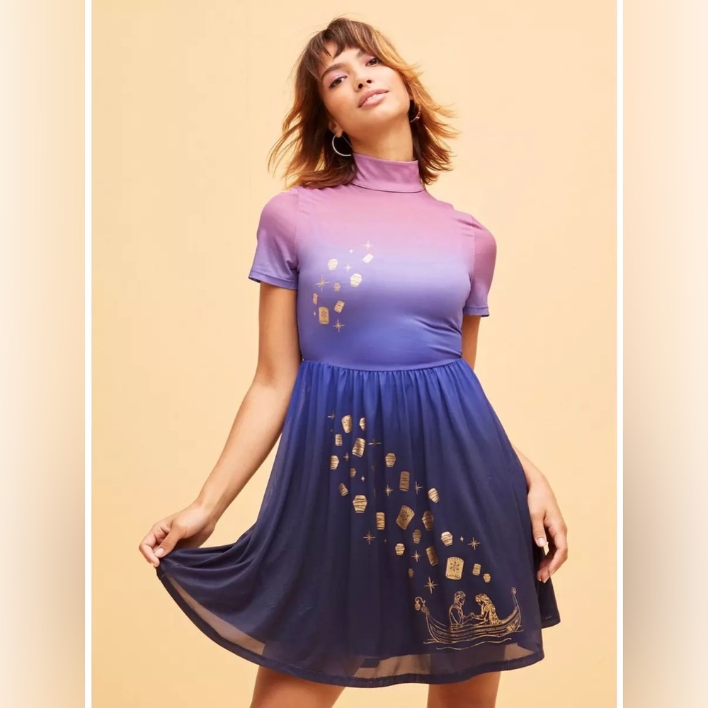 Her Universe Disney Tangled Lantern Mesh Dress Medium New With Tags